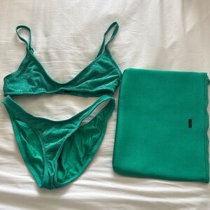 triangl swimwear Emerald Green Triangle Bikini Set